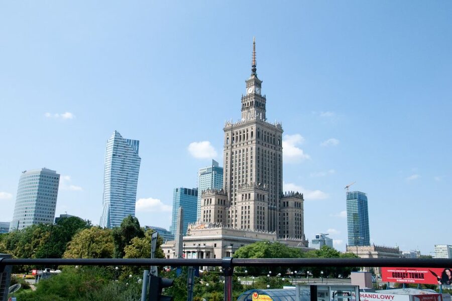 Warsaw: City Sightseeing Hop-On Hop-Off Bus Tour - The Red Route: Old Town, riverfront, Praga, and Jewish Warsaw
