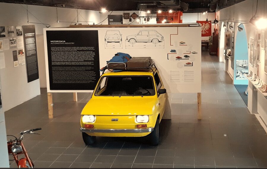 Warsaw: Communism Tour in an Original Socialist Van - How the three hours are likely to feel
