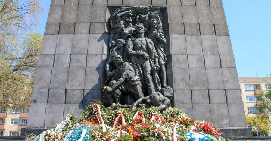 Warsaw: Ghetto, Jewish Cemetery & POLIN Museum Private Tour - Seeing a ghetto that largely disappeared