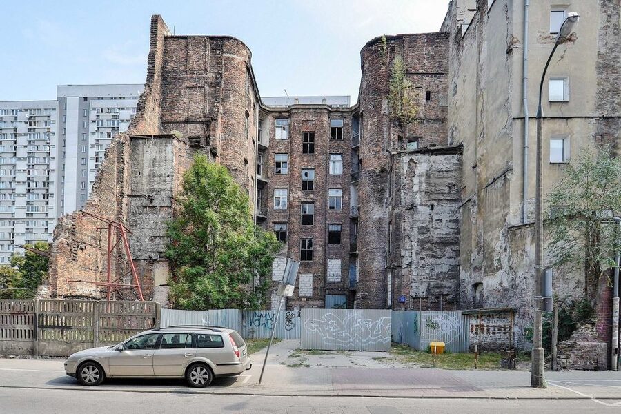 Warsaw: Ghetto, Jewish Cemetery & POLIN Museum Private Tour - Ending at the Umschlagplatz Monument