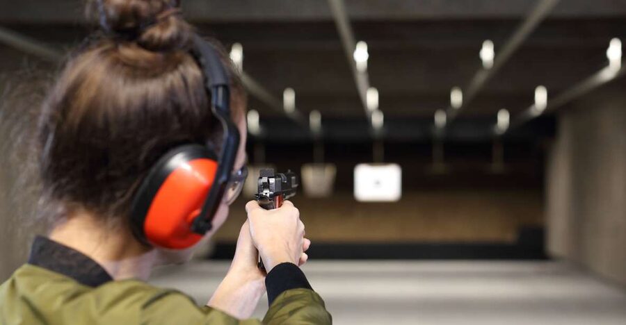 Warsaw: Gun Shooting Experience with Transfers - Choosing Between the AK-47 and Handguns