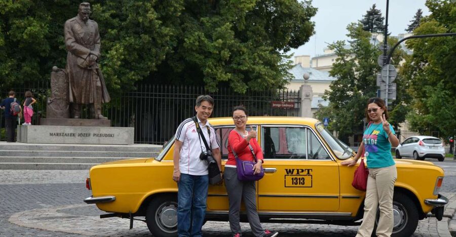Warsaw Must-Sees: 4-Hour Private Tour by Retro Fiat - Key points at a glance