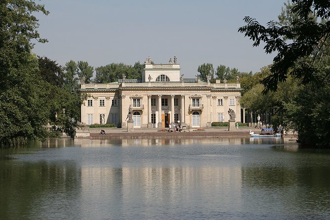 Warsaw Old Town with Royal Castle + Lazienki Park: SMALL GROUP /inc. Pick-up/ - Should you book Warsaw Old Town with Royal Castle and Lazienki Park?