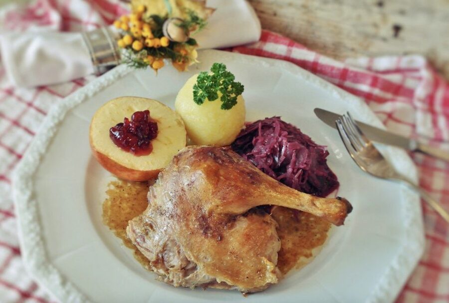 Warsaw: Polish Food Tour - Why the walking sections add real value