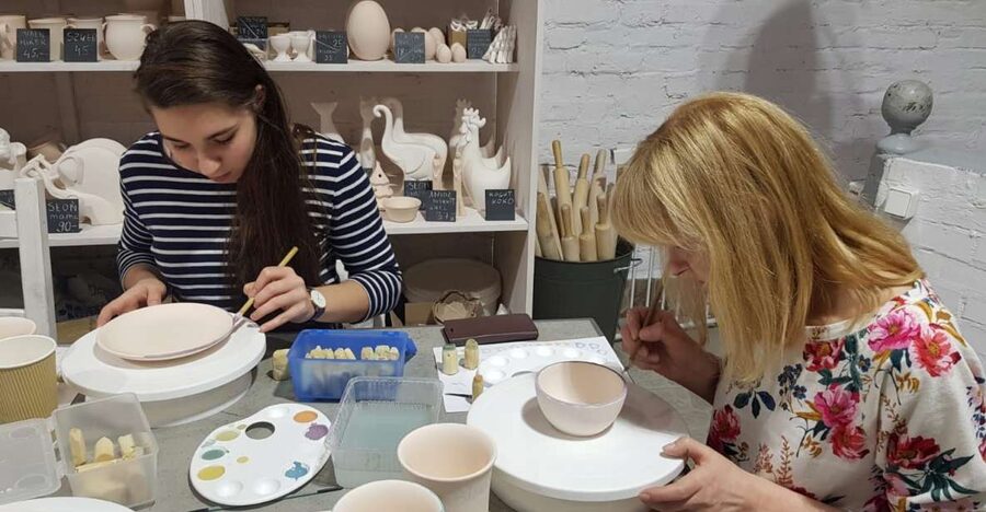 Warsaw: Pottery Decorating Ceramic Workshop - FAQ