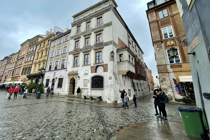 Warsaw's Old Town A Self-Guided Audio Tour - Jesuit Church and St John’s Archcathedral