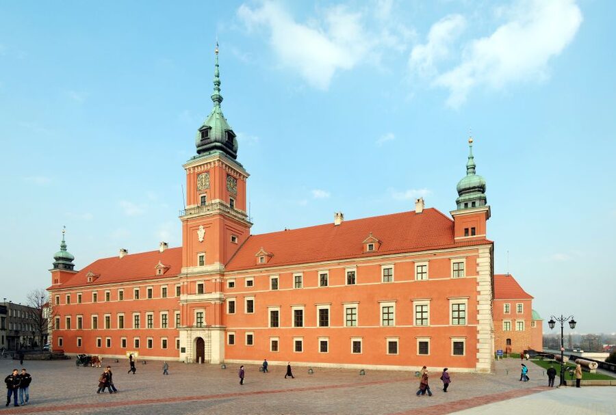 Warsaw: Skip-the-Line Royal Castle Guided Tour - Two hours private or two hours in a small group
