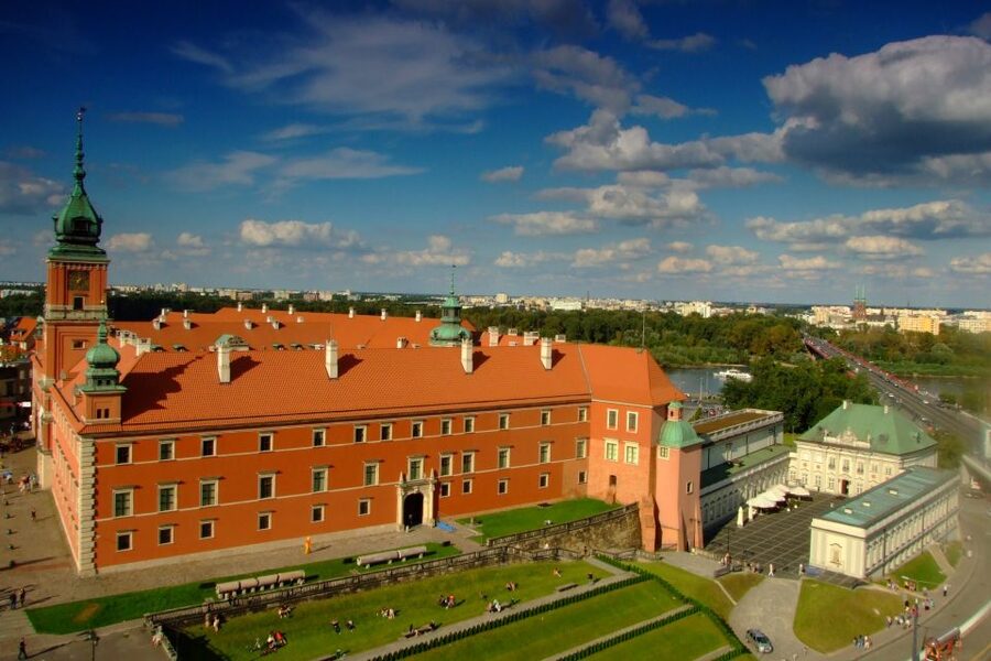 Warsaw: Skip-the-Line Royal Castle Guided Tour - Skip-the-line entry and the value of $135