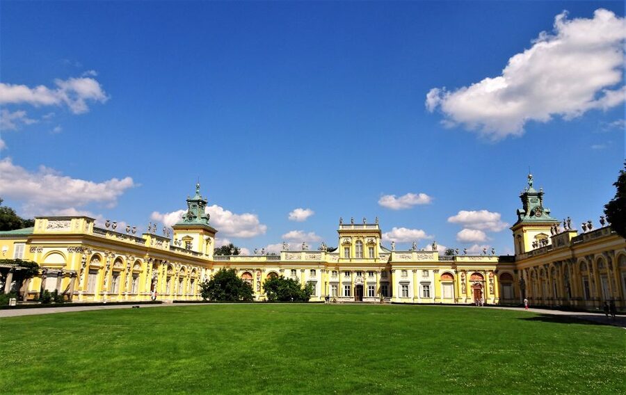 Warsaw: Skip-the-Line Wilanow Palace & Gardens Private Tour - Is the skip-the-line benefit worth it?
