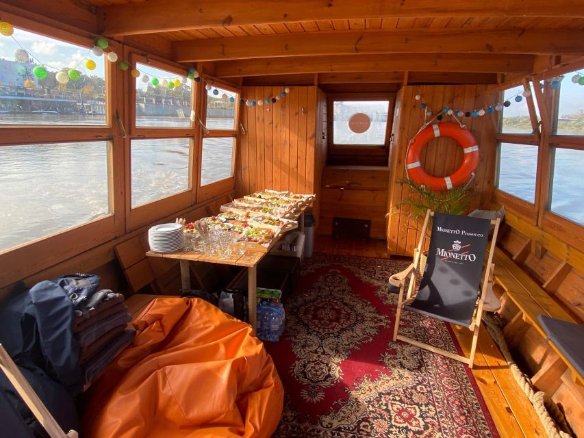 Warsaw: Vistula Cruise - Finding the Mermaid Monument and the correct boat