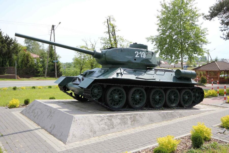 Warsaw: WWII Private Tour by Retro Minibus with Hotel Pickup - Muranów, the Ghetto Heroes Monument, and POLIN