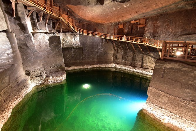 Wieliczka Salt Mine: 4-Hour Guided Tour from Krakow - Guide pace can shape the whole visit