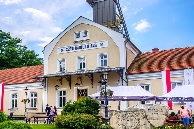 Wieliczka Salt Mine guided tour from Krakow with pickup options - The 380 stairs and the underground route