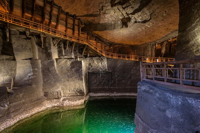 Wieliczka Salt Mine Guided Tour with Skip The Line Entrance Ticket - Meeting at the main gate and starting the descent