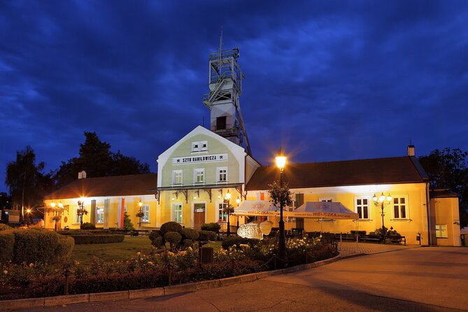 Wieliczka Salt Mine - Private Tour from Krakow - What the three-hour mine visit includes