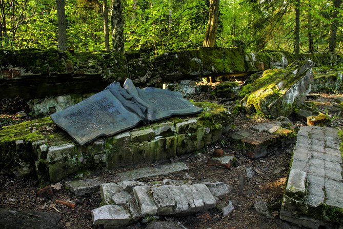 Wolf’s Lair Private Day Trip from Warsaw - The drive from Warsaw sets the tone