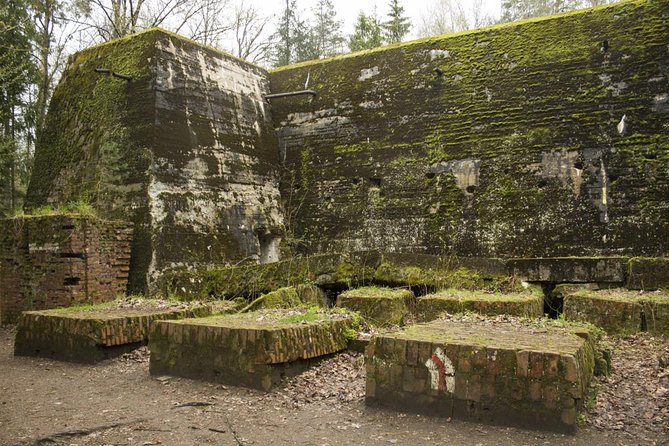 Wolfs Lair and Swieta Lipka Small Group Tour from Warsaw with Lunch - Lunch with a taste of Poland