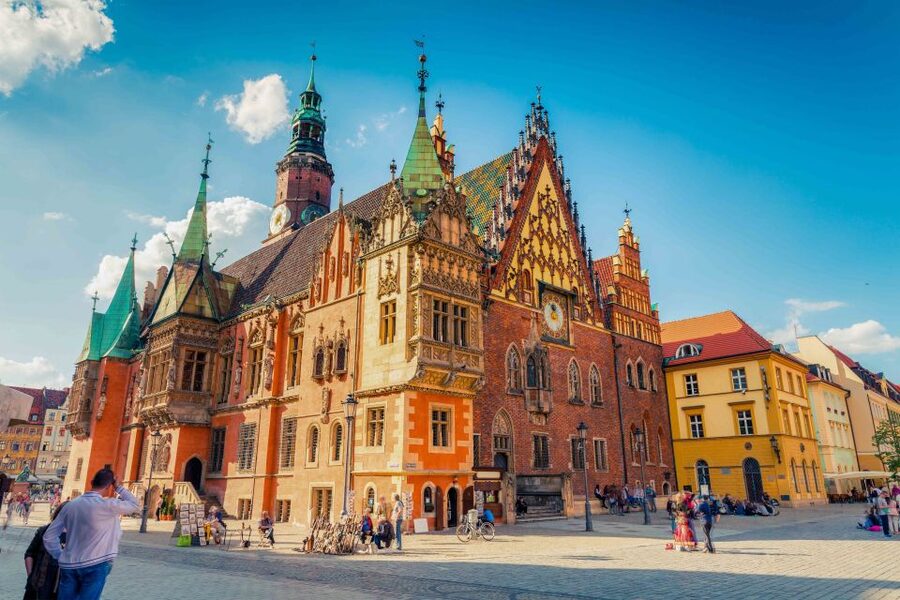 Wroclaw: 2-Hour Private Guided Tour by Electric Car - Piasek Island, Piasek Bridge, and the river