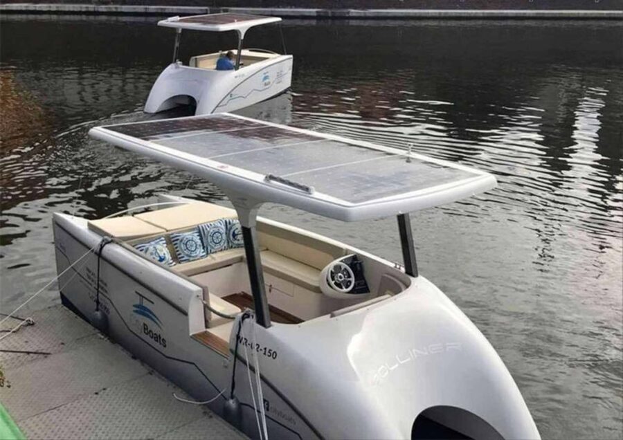 Wroclaw: City Walk and Cruise by Luxury Solar Catamaran - Starting beneath Wroclaw’s old town hall