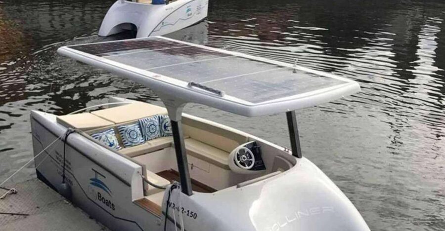 Wroclaw: City Walk and Cruise by Luxury Solar Catamaran - The Market Square and Wroclaw’s city center