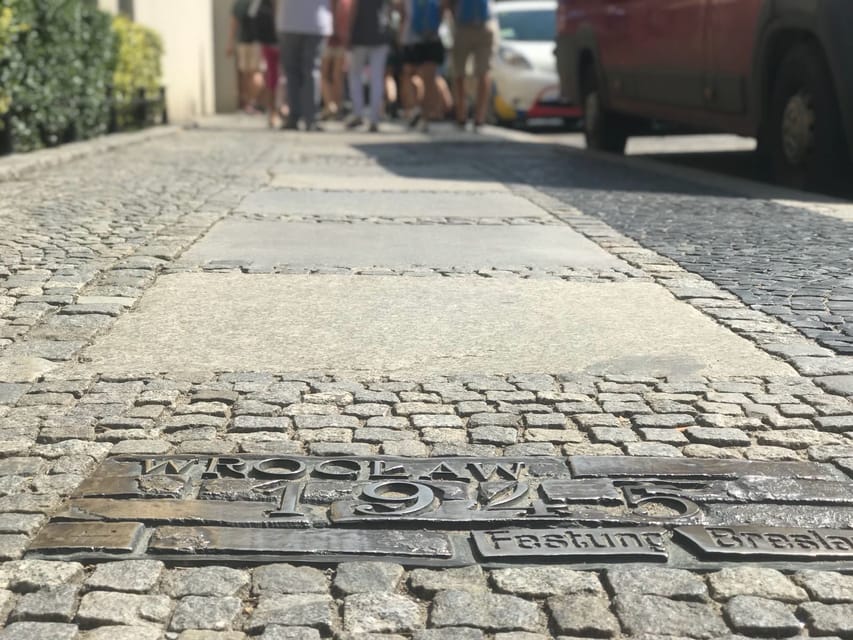 Wroclaw: Guided City Walk - Hunting for Wroclaw’s famous gnomes