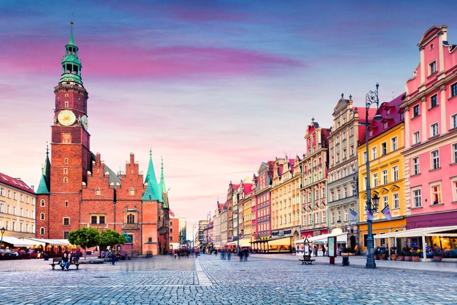 Wroclaw: Private Old Town Guided Walking Tour (2 hours) - Starting beneath Wroclaw’s Old Town Hall