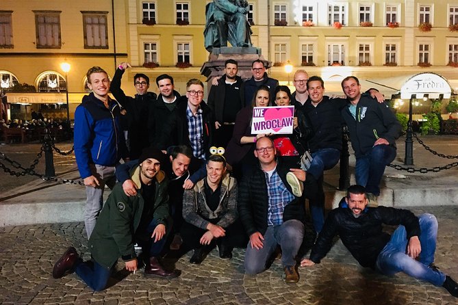 Wroclaw Pub Crawl - Walking the market square and hunting dwarfs