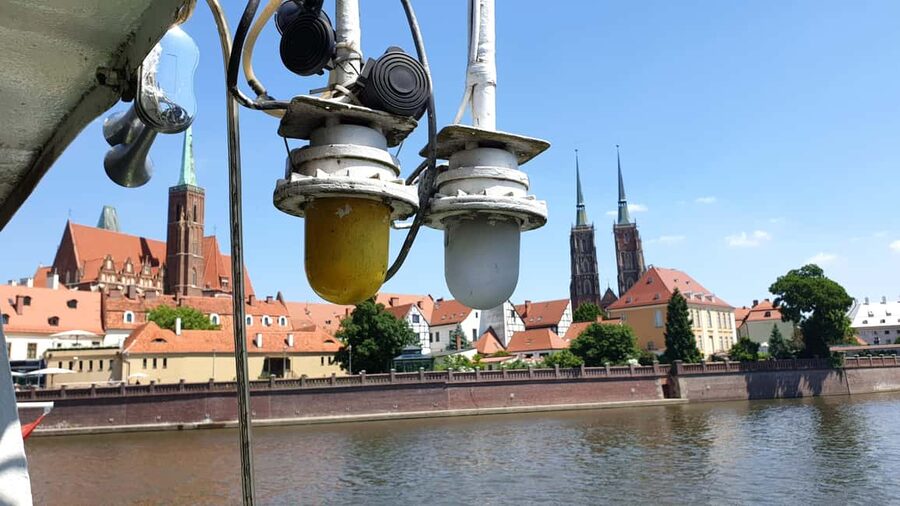 Wrocław: Short City Walk and Boat-Cruise - Ostrów Tumski and the Oder views