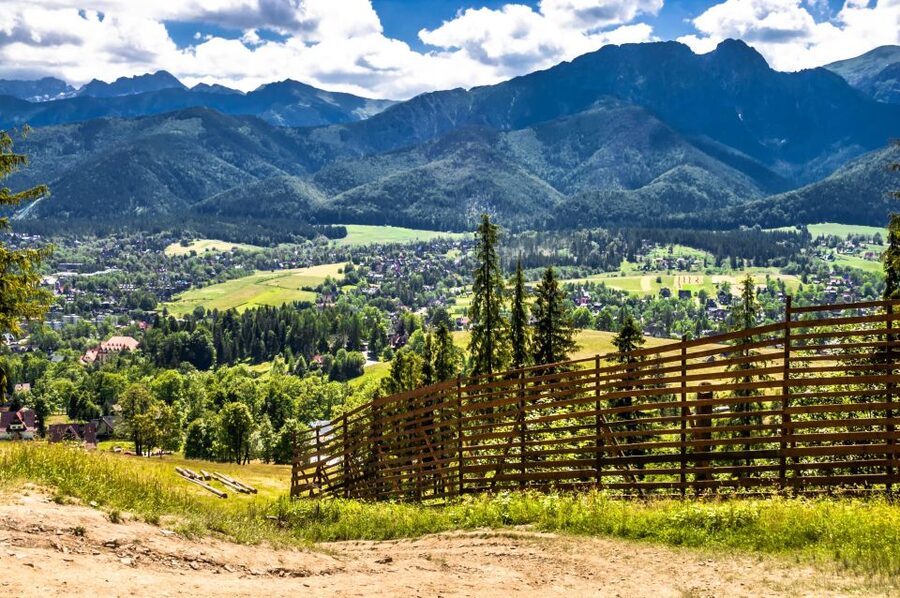 Zakopane and Tatra Mountains Day Tour from Krakow - Weather, walking, and seasonal planning