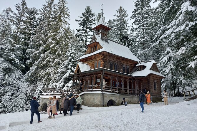 Zakopane Guied Tour: Cable Car, Local Spirits & Thermal Baths - Gubałówka funicular and the 1,126-meter view