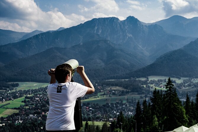 Zakopane Guied Tour: Cable Car, Local Spirits & Thermal Baths - Oscypek, fruit spirits, and Highland food